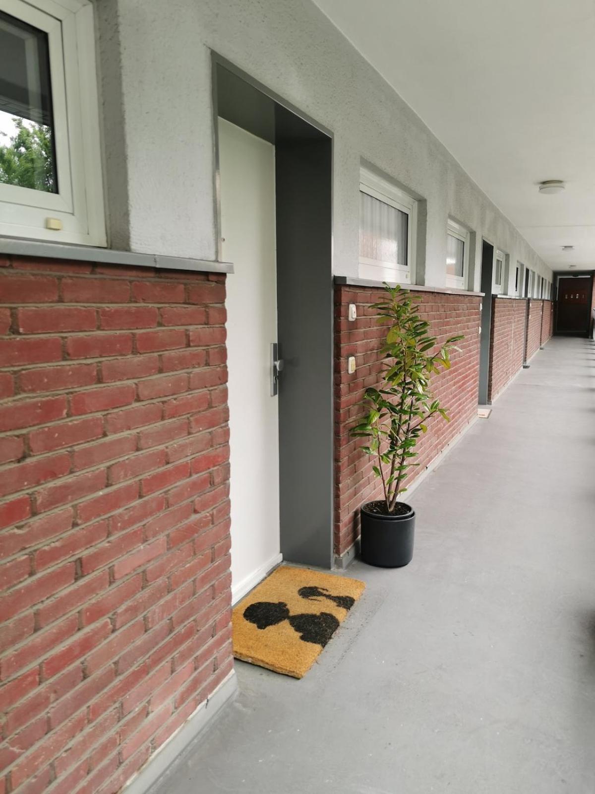 Koelner - Schlicht Einfach Schoen Apartment